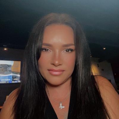 Portrait of creator tiffany_marie21