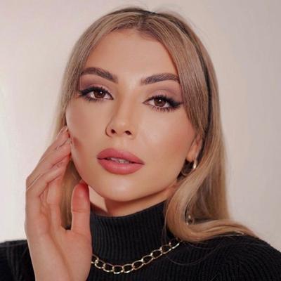 Portrait of creator cristina_costachebeauty