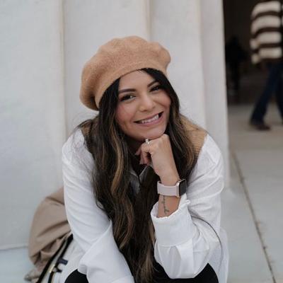 Portrait of creator patistaines