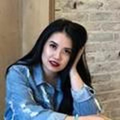 Portrait of creator wellnesswithmonette