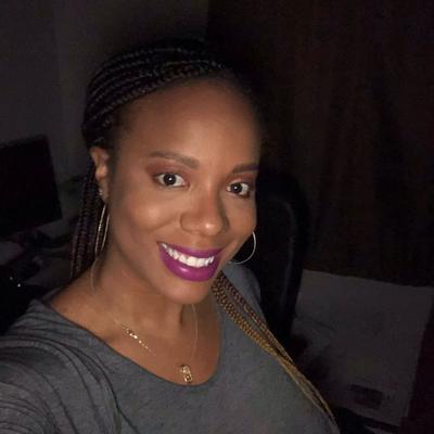 Portrait of creator niknackbeauty