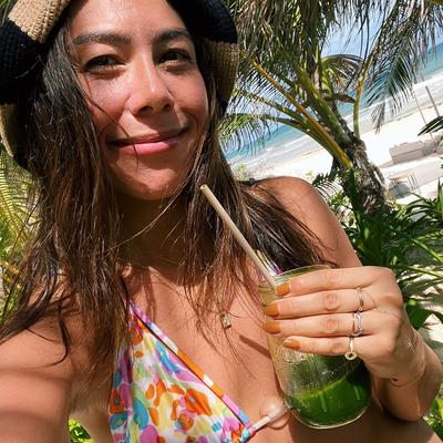 Portrait of creator bonberi_