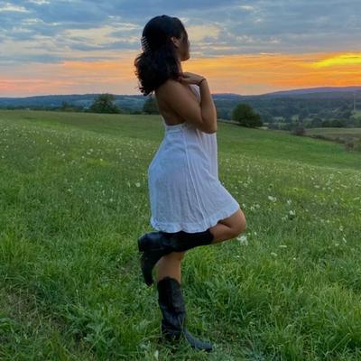 Portrait of creator nataleemia