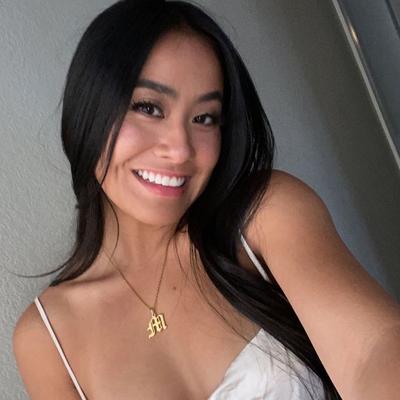 Portrait of creator mia_halvorson