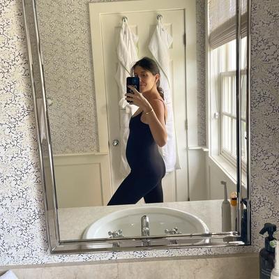 Portrait of creator amandastein__