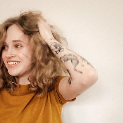 Portrait of creator etcbysarah