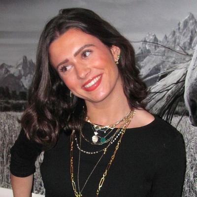 Portrait of creator marahelfer