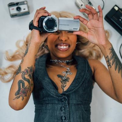 Portrait of creator lifewithschi