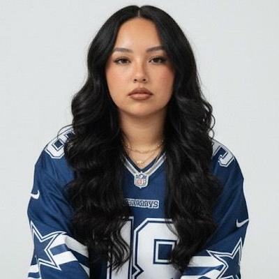 Portrait of creator catalinaarellano