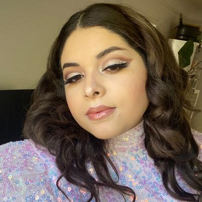 Portrait of creator overblushdbunny