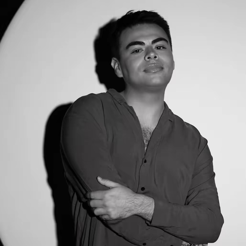 Portrait of creator mykelsaucedo