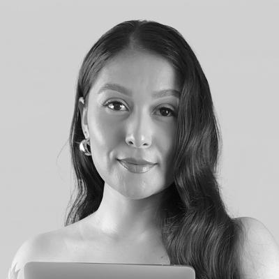 Portrait of creator theemaria_