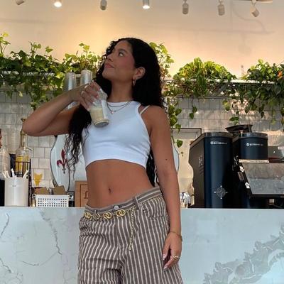 Portrait of creator saracreatesss