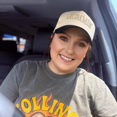 Portrait of creator chas_eden3