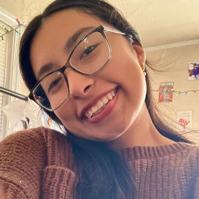 Portrait of creator marmarreads