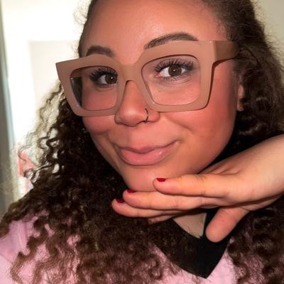 Portrait of creator ugcbrandi