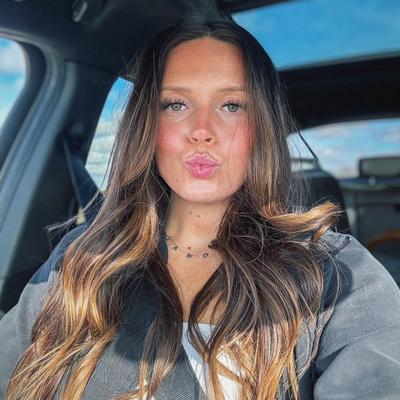 Portrait of creator shanae.vanderwaal