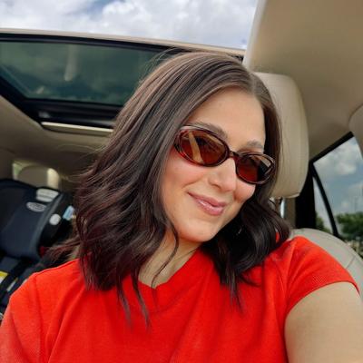 Portrait of creator abbielparish