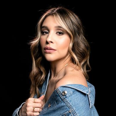 Portrait of creator cavebyedy