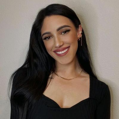 Portrait of creator fernanda_malpica