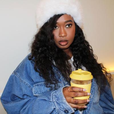 Portrait of creator douksmouna