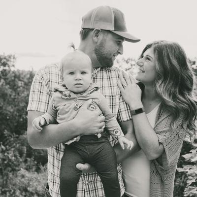 Portrait of creator dailydoseofkristi