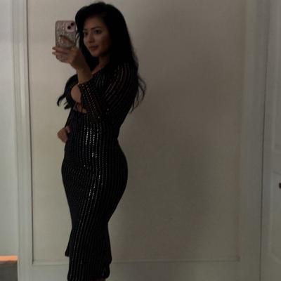 Portrait of creator mari_fersz