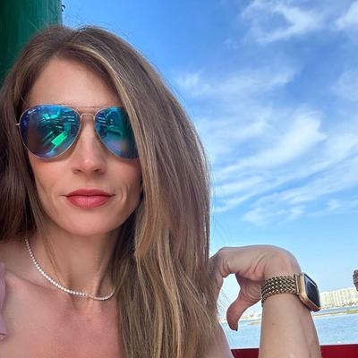 Portrait of creator jennybolinfashionfirst