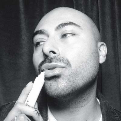 Portrait of creator ronxhernandez