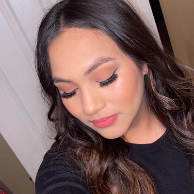 Portrait of creator viiviiana