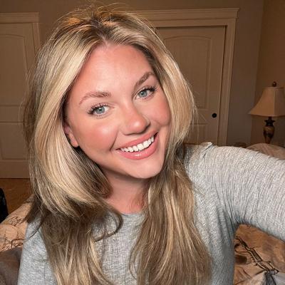 Portrait of creator corrine_monique