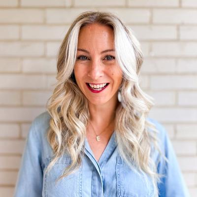 Portrait of creator getting.chic.done