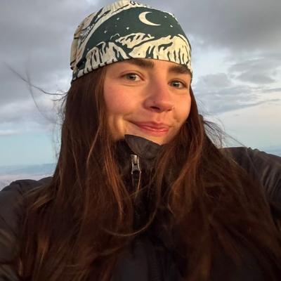 Portrait of creator peytonridpath