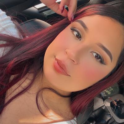 Portrait of creator kayyvee18