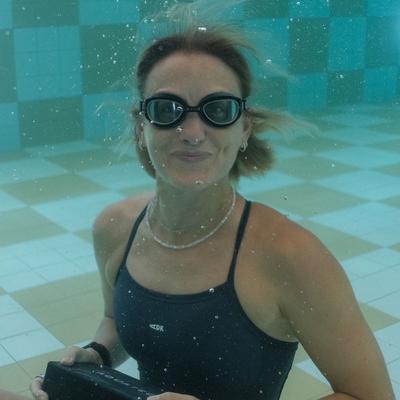 Portrait of creator sophiehellyer