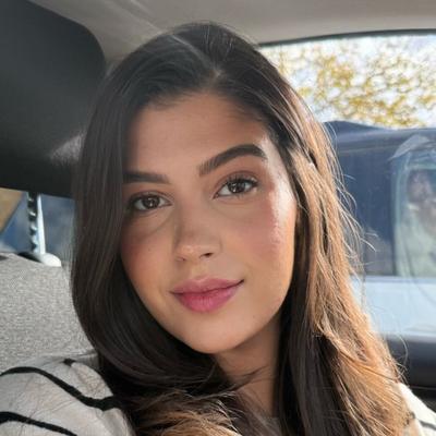 Portrait of creator brenda_madden