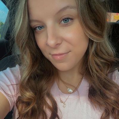 Portrait of creator hopevictoriaaa