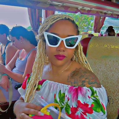 Portrait of creator prettyiconiccc