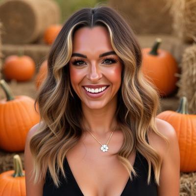 Portrait of creator mamaklovesmakeup