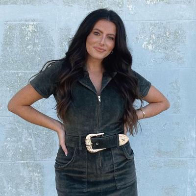 Portrait of creator virginianikkel