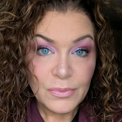 Portrait of creator andi.does.stuff