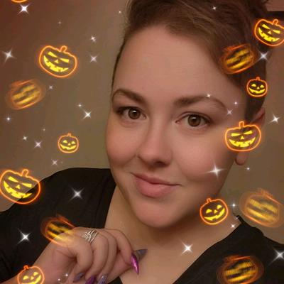 Portrait of creator arleana_sahm