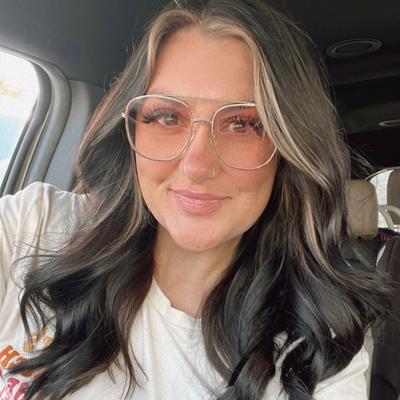 Portrait of creator phagen_daryl