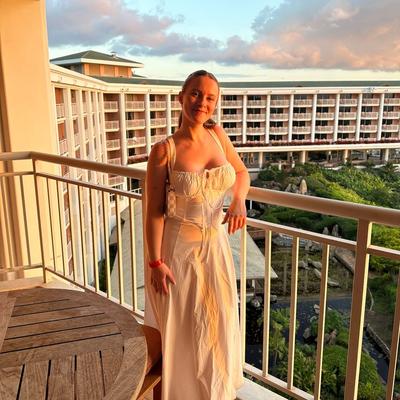 Portrait of creator gillianmiller_