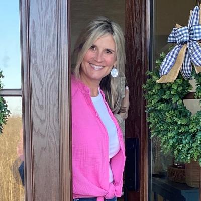 Portrait of creator decor8thehill