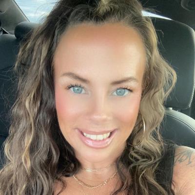 Portrait of creator jersey_jessey