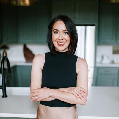 Portrait of creator madeleineraiford_holland