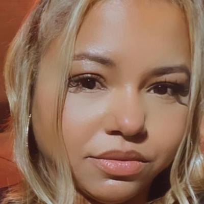 Portrait of creator sheendah1