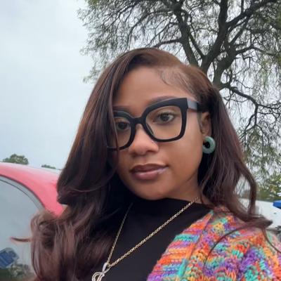 Portrait of creator itslulbrandi