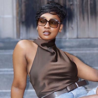 Portrait of creator _beingbrooke_